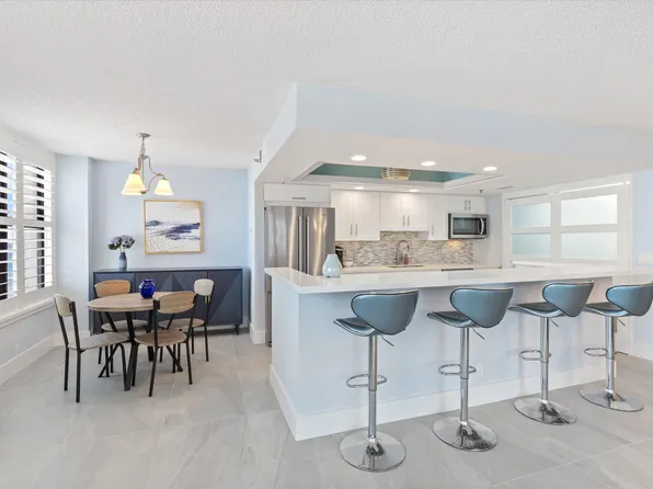 3115 S Ocean Blvd APT 302, Highland Beach, FL 33487