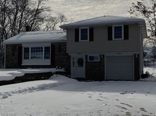 1092 Jefferson Eagleville Rd, Jefferson, OH 44047