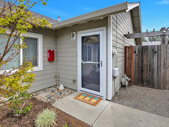 2nd image of 3338 Mission Dr