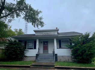 615 E Jefferson St, Clinton, IL 61727