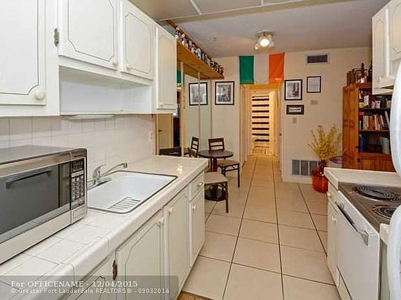 4th image of 224 Hibiscus Ave APT 156