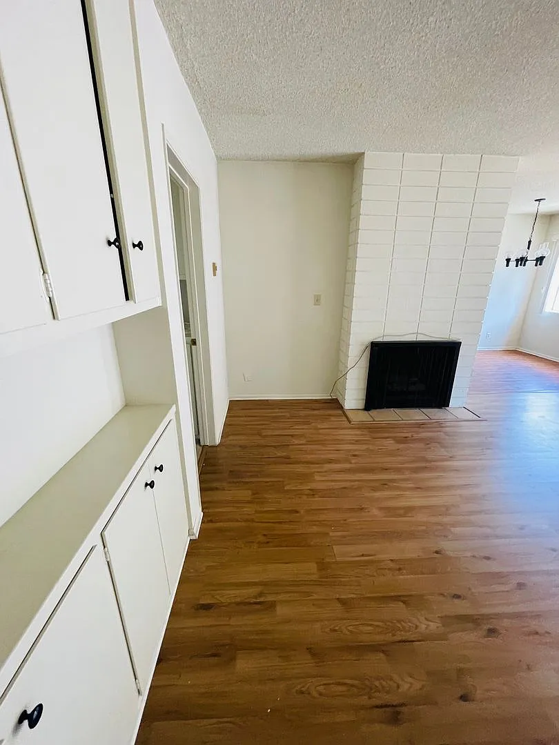 1732 Butler Ave. — Photo 4