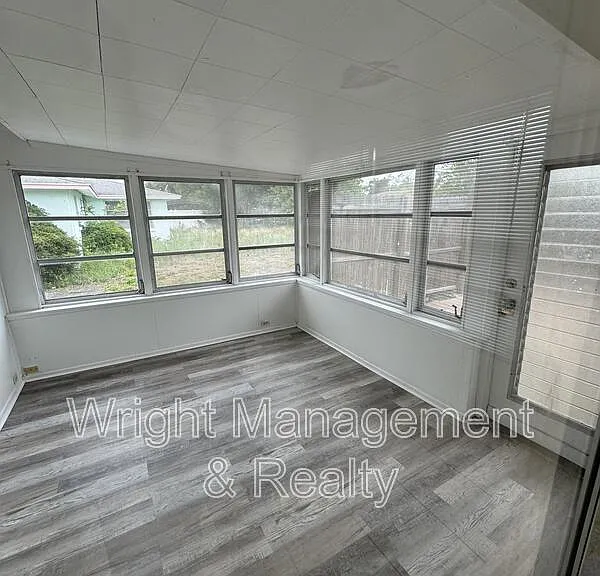 7639 Jasmine Blvd — Photo 9