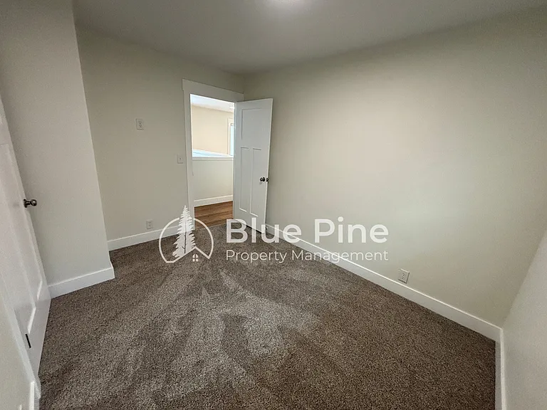 351 Yale Ave — Photo 14