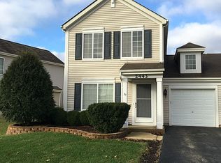 2443 Roxbury Ln, Montgomery, IL 60538