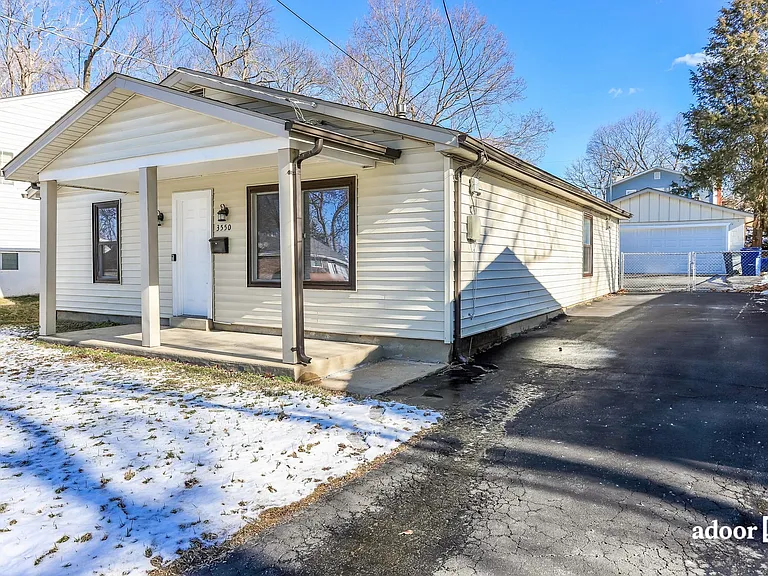 3550 High Dr — Photo 2