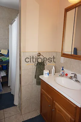 Rented by Citi Nest Group LLC | media 17