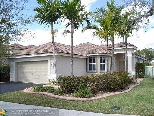 1st image of 1800 Aspen Ln