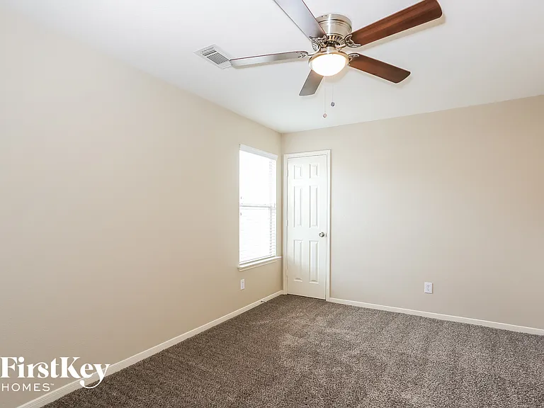 18210 Olive Tree Ct — Photo 13
