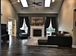 48623 Farah Dr, Macomb, MI 48044