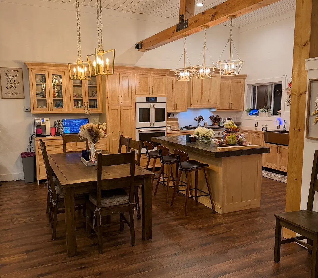 5 bed, 2792 sqft, $2,800 — Photo 4
