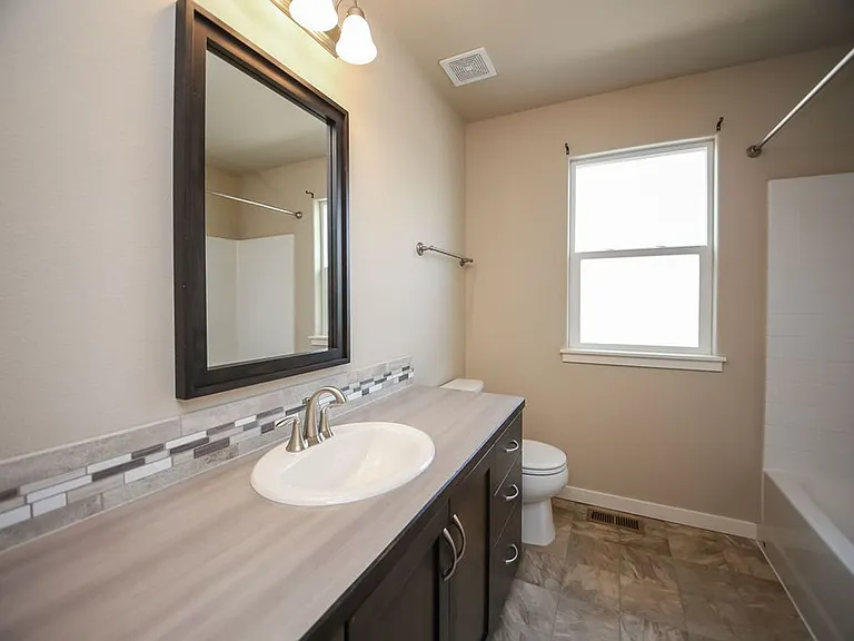 6987 Sumner St — Photo 24