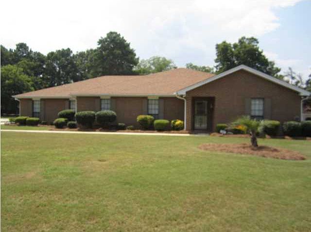 1st image of 325 Oldfield Dr