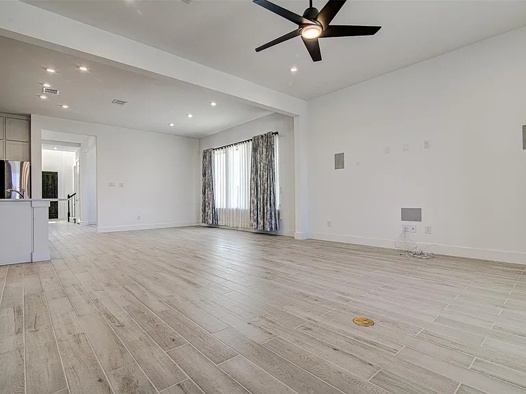 22300 Lago Lookout Ln — Photo 8