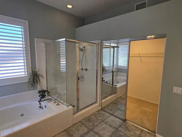 1520 Upland Hills Dr — Photo 18
