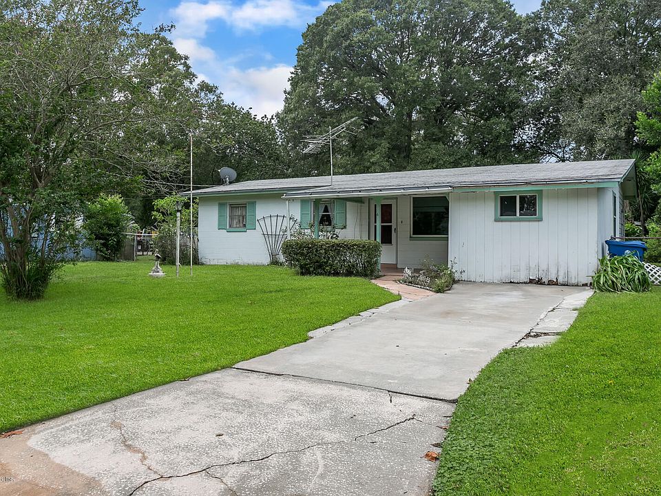 1st image of 13238 Galway Ave