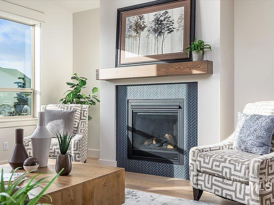1st image of 8320 W Meltwater Ln