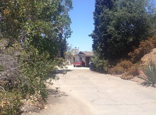 1072 Phillips St, Vista, CA 92083