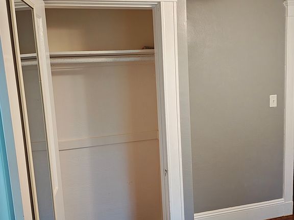 2nd image of 59 Rowe St