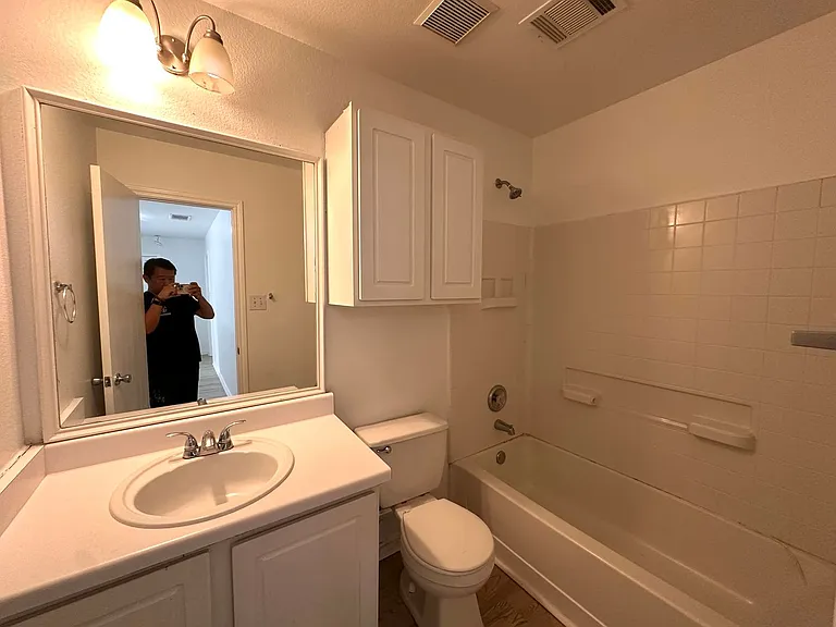 722 Lavaca Loop — Photo 18