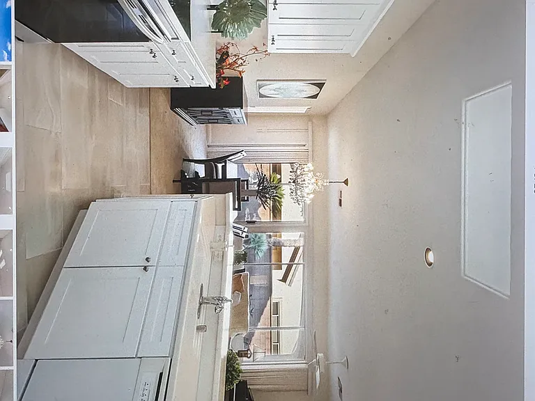 Apricot Ln — Photo 4