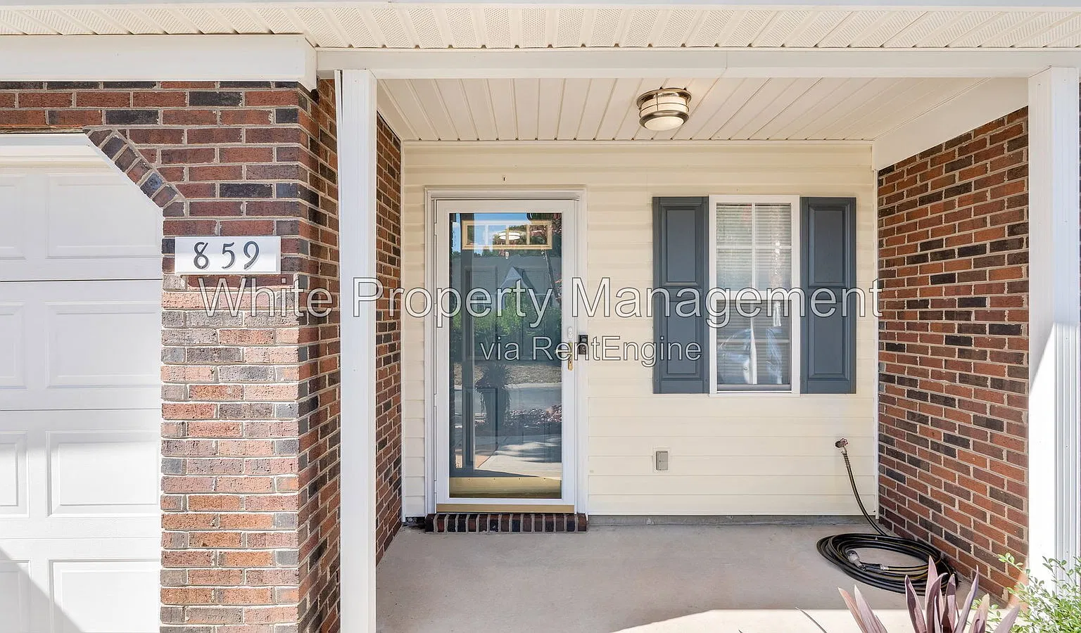 2 bed, 2.5 bath, 1427 sqft, $1,945 — Photo 2