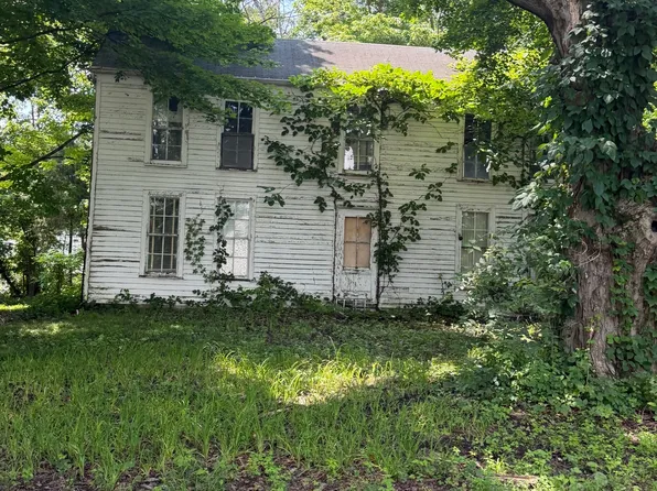 4411 W Jackson St, Frankfort, IN 46041