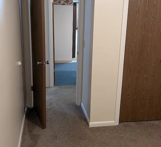 1168 E Raymond Rd — Photo 14