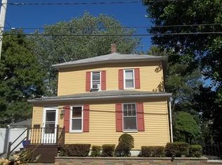 87 Charlotte St, Fall River, MA 02720