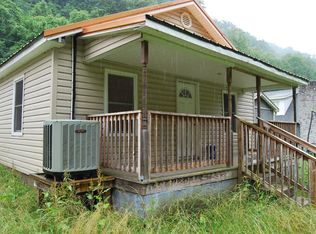 1055 Magic Rd, Vansant, VA 24656