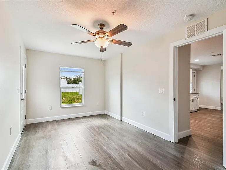 650 E Tarpon Ave #C1 — Photo 25