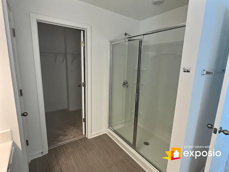 1118 Lossie Ln — Photo 6