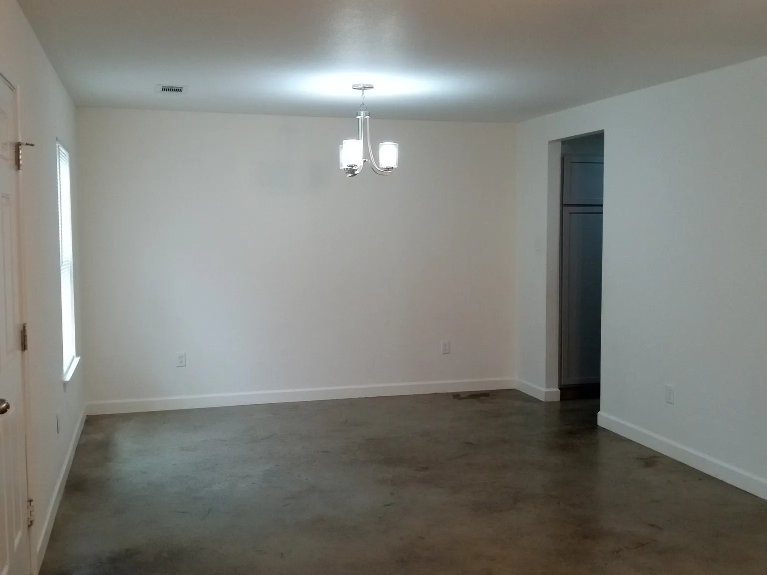 8 Tupelo Street - A — Photo 3