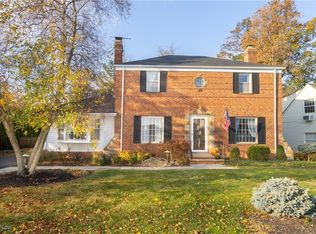 19463 Frazier Dr, Rocky River, OH 44116