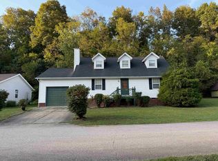 12 Country Glen Dr, Ona, WV 25545