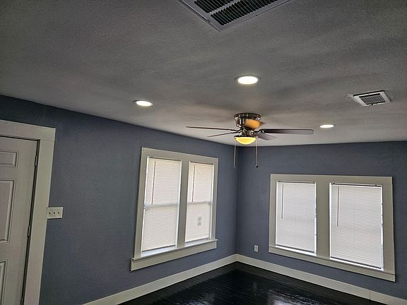 4th image of 606 N Park St