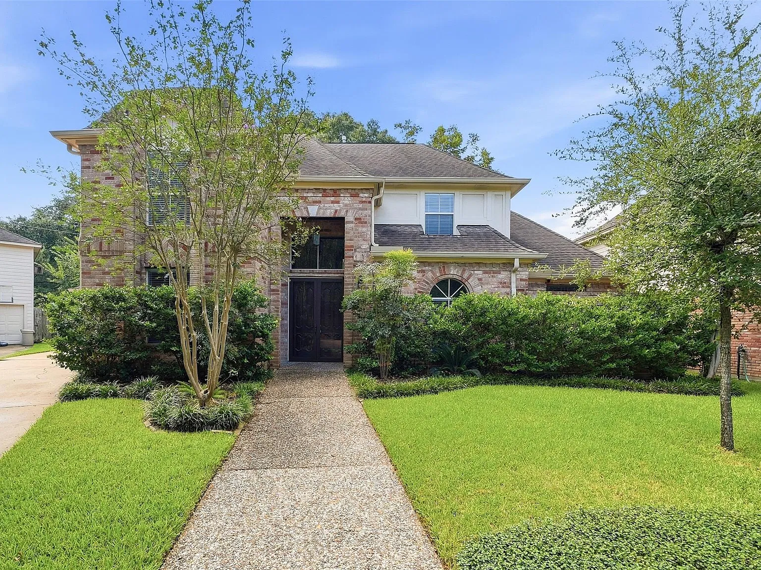 4 bed, 3.5 bath, 3094 sqft, $3,200 — Photo 2