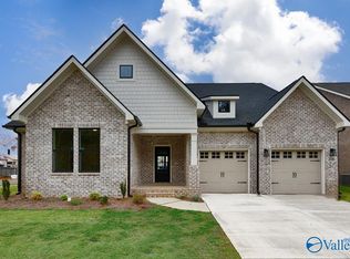 2116 Bloomfell Bnd, Huntsville, AL 35802