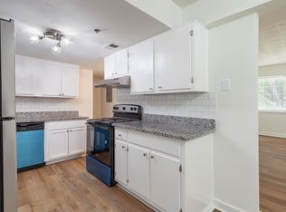 641 Powder Springs St SE APT 11, Smyrna, GA 30080