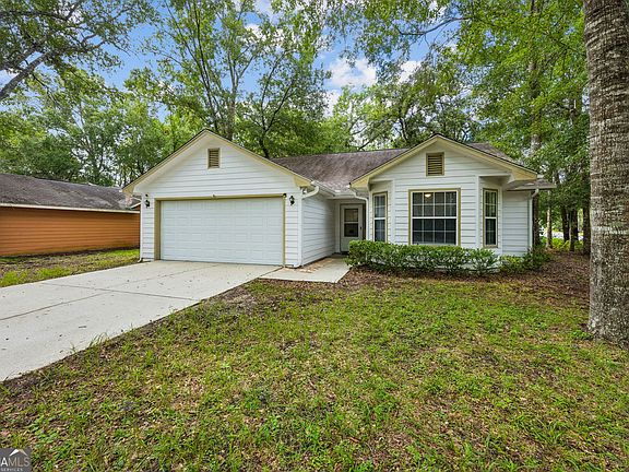 2nd image of 101 Baytree Ct