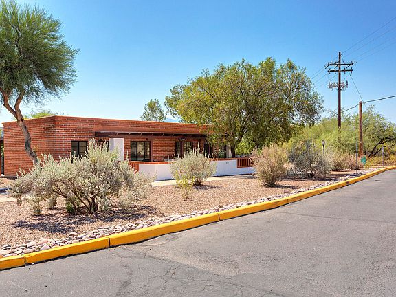 2nd image of 435 B Paseo Sierra