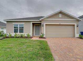 829 Avenal Ln, Davenport, FL 33837