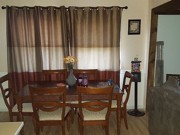 2nd image of 205 Atwood Pl