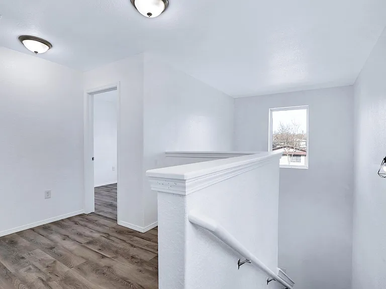 874 E Sunshine Dr #102 — Photo 14