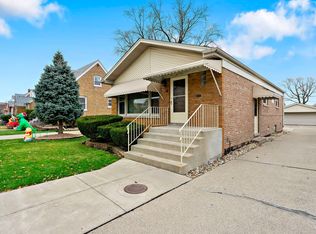 5627 S Neva Ave, Chicago, IL 60638