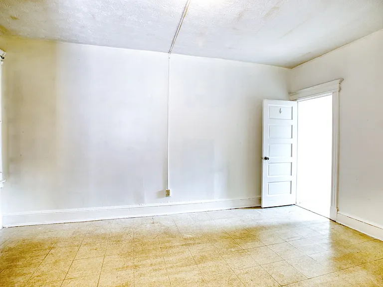 825 Park St #2N — Photo 22