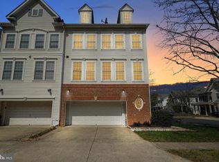 9874 Sounding Shore Ln, Bristow, VA 20136