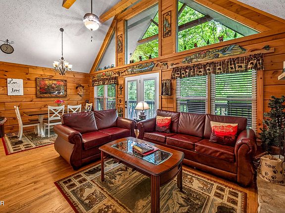 5th image of 3628 Country Pines Way