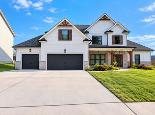 2622 Blue Skies Dr #24, Ooltewah, TN 37363