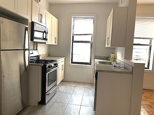 2nd image of 800 Ocean Ave APT 4C